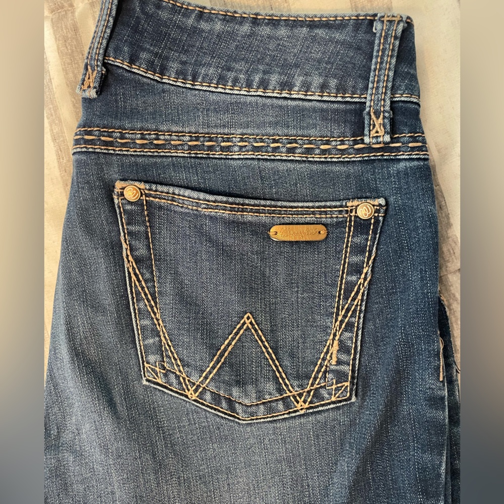 Ladies 5/6x36 Wrangler bootcut jeans